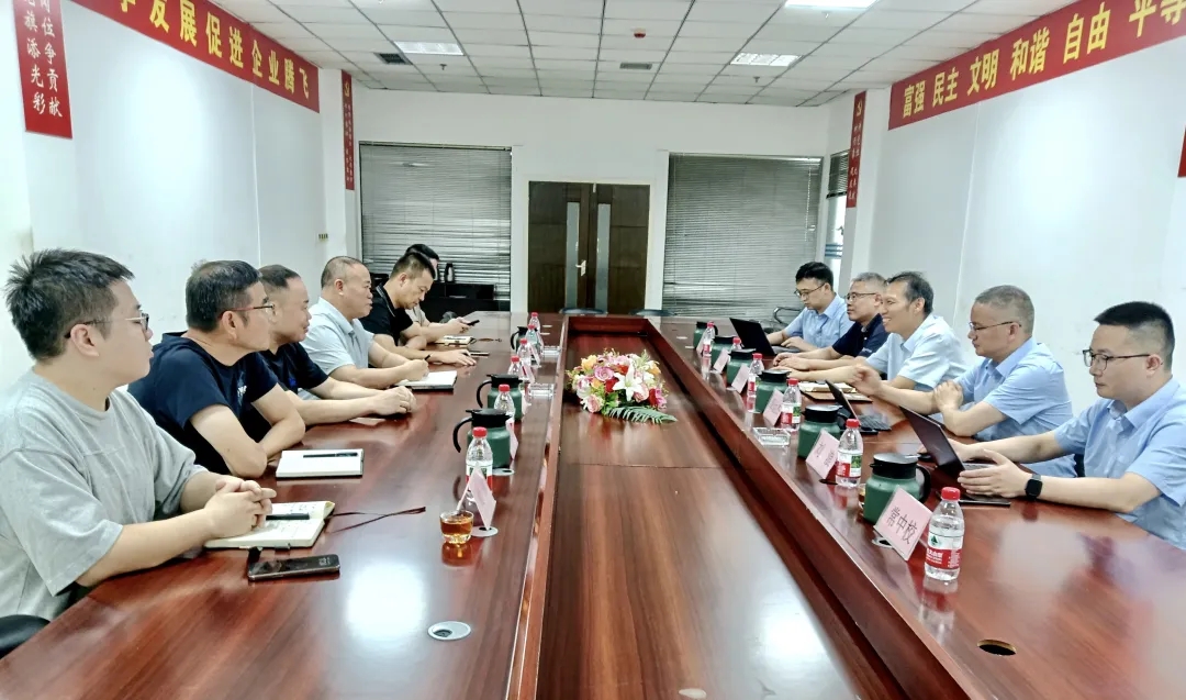 公司黨委書(shū)記、董事長(zhǎng)王虎祥帶隊(duì)走訪(fǎng)重慶市報(bào)廢汽車(chē)回收處理利用有限公司